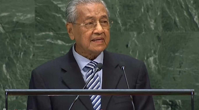 Malezya Başbakanı Mahathir Muhammed istifa etti